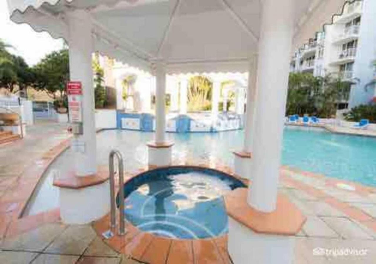 Location Location Location - Broadbeach :) Gold Coast Exterior foto